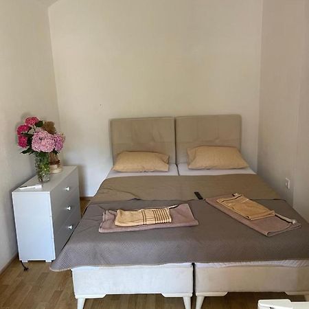 Apartman Grujicic 1 บุดวา ภายนอก รูปภาพ